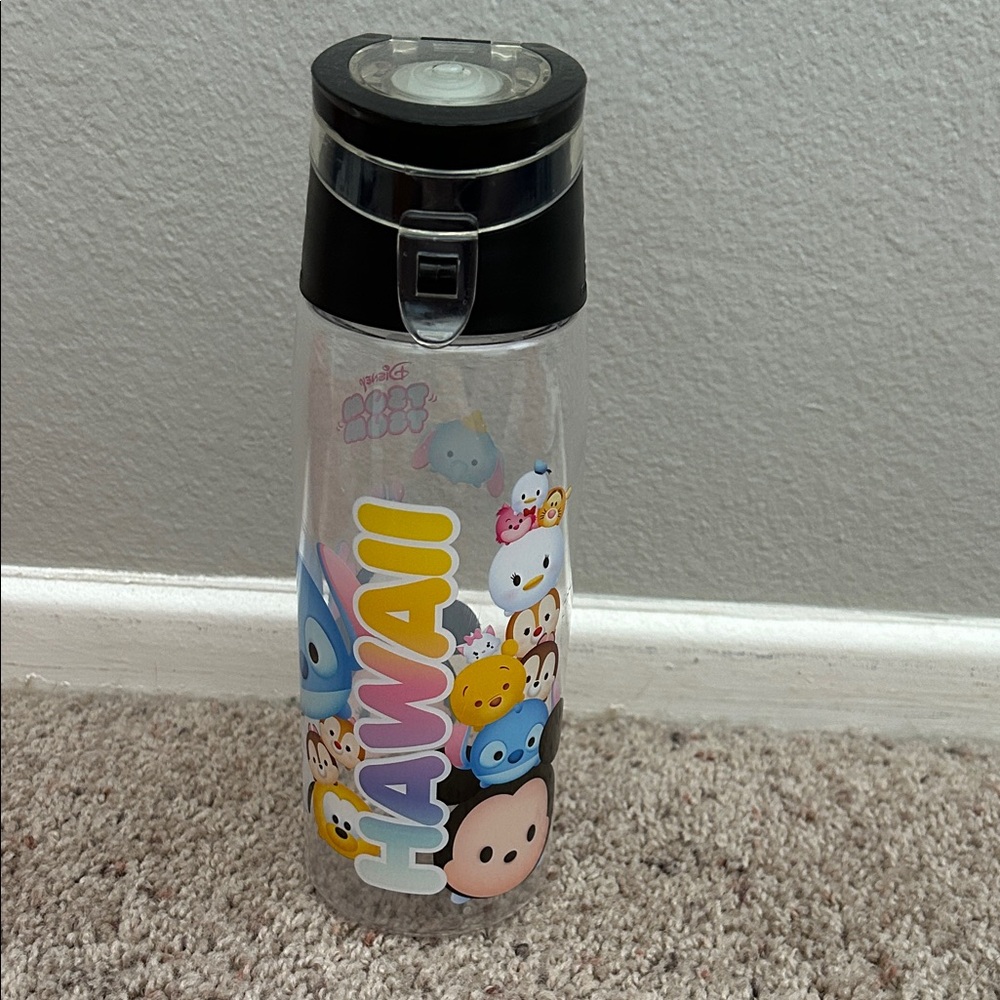 ✨🌈🌺Disney Hawaii Tsum Tsum Water Bottle🌺🌈✨